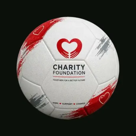 Fußball mit eigenem Design — Wohltätigkeitsstiftung